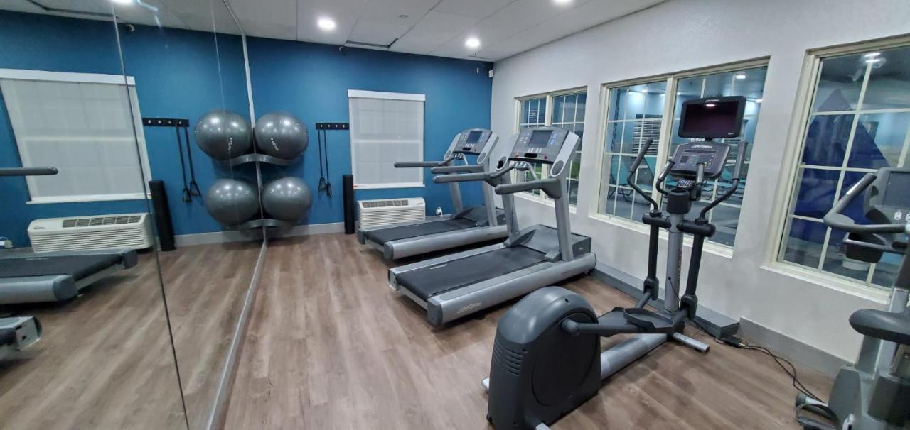 Holiday Inn Express & Suites Williamsburg By Ihg Zewnętrze zdjęcie