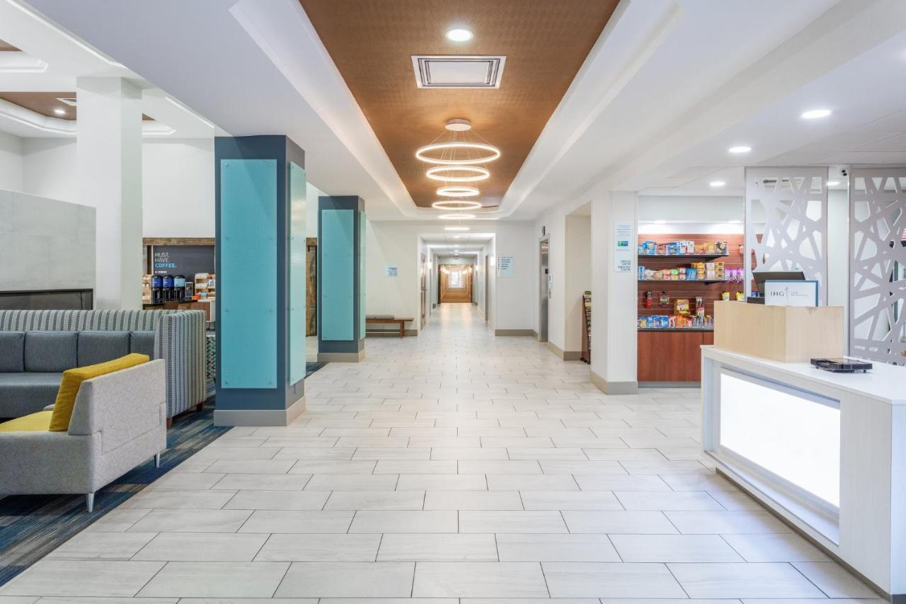 Holiday Inn Express & Suites Williamsburg By Ihg Zewnętrze zdjęcie