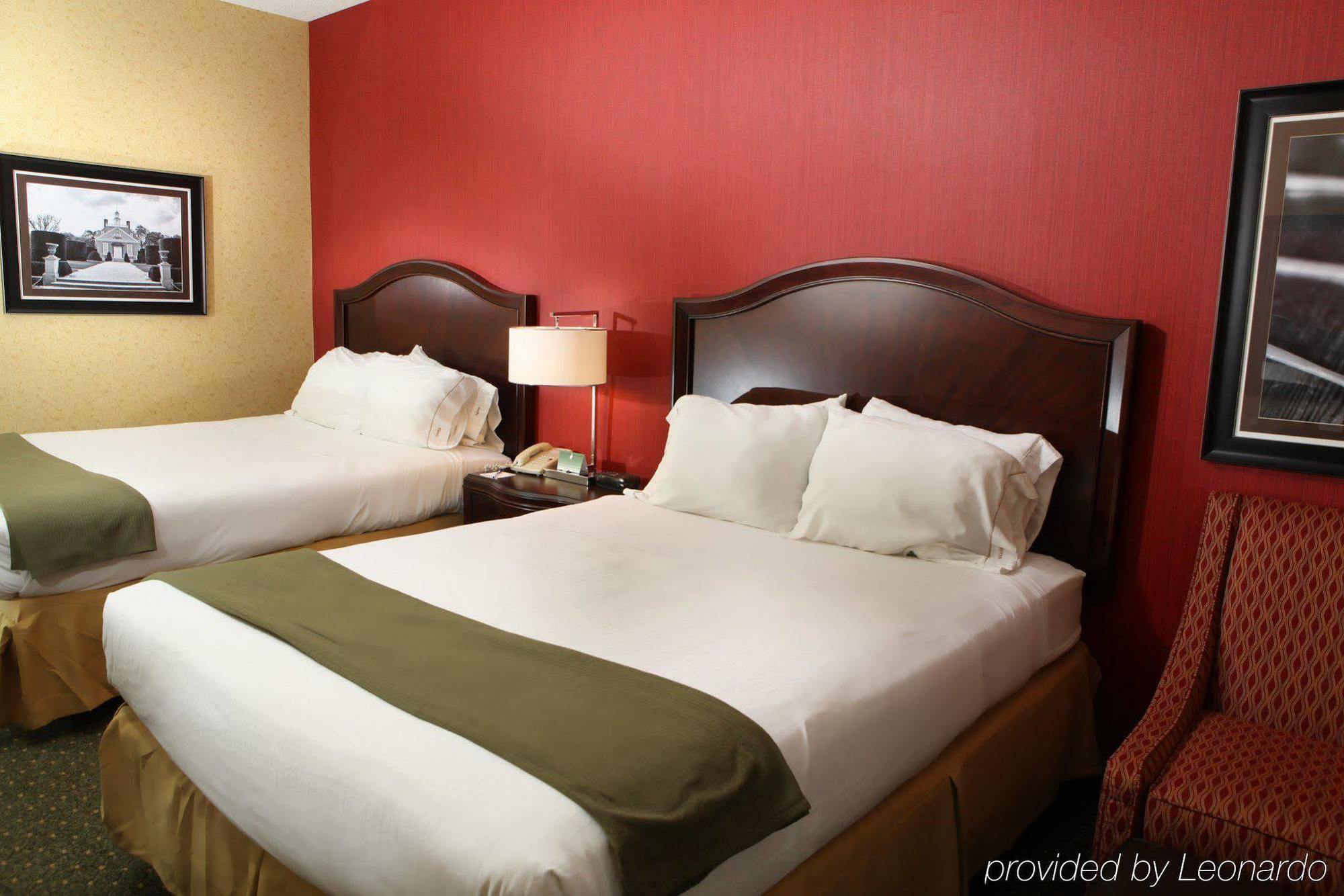 Holiday Inn Express & Suites Williamsburg By Ihg Zewnętrze zdjęcie